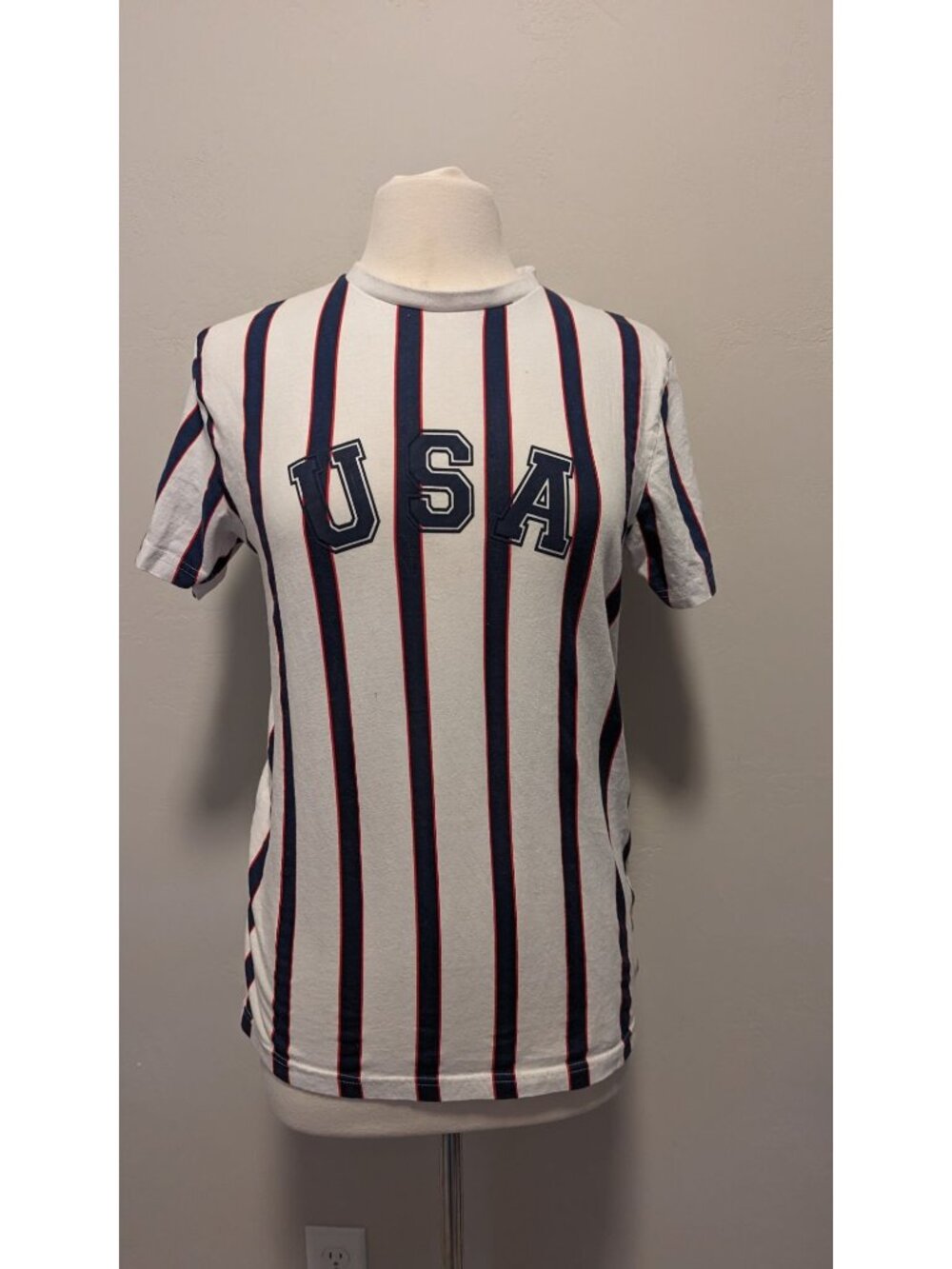 Denim & Flower Ricky Singh USA Graphic T-Shirt Red/Blue Stripes Cotton S